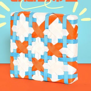 ribbed ribbon box packing