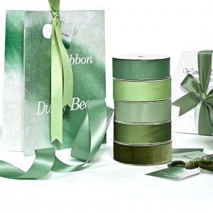Green serious Ribbon gift packing